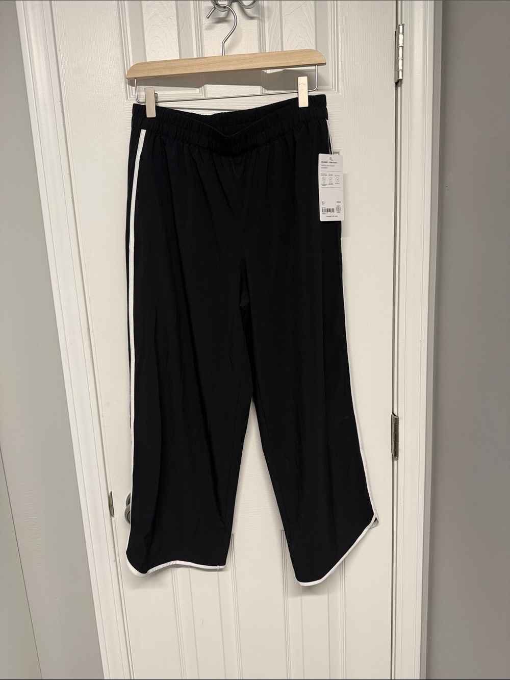 Athleta Journey Crop Pant with White Side Stripe